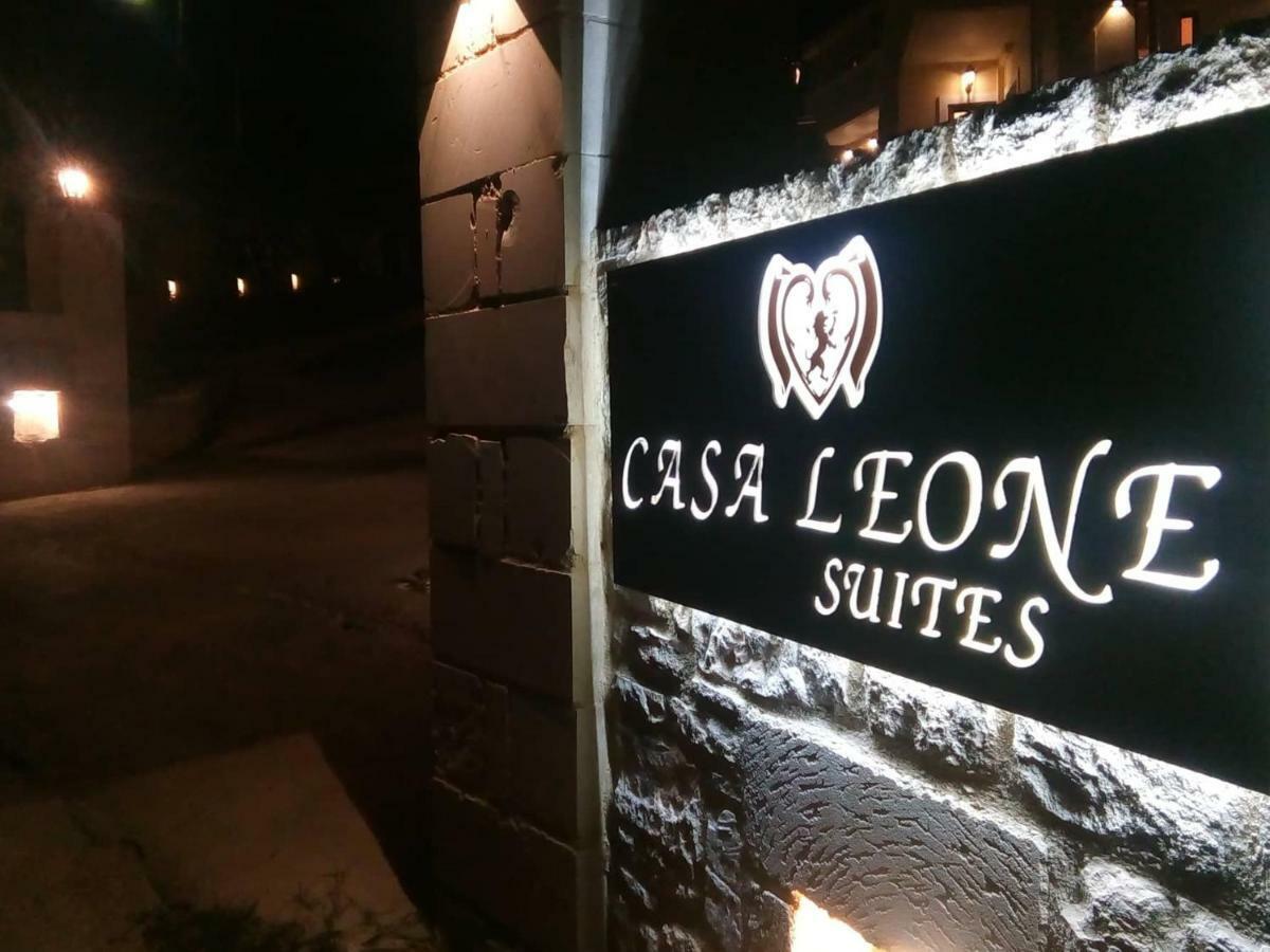 Casa Leone Suites Сталос Экстерьер фото