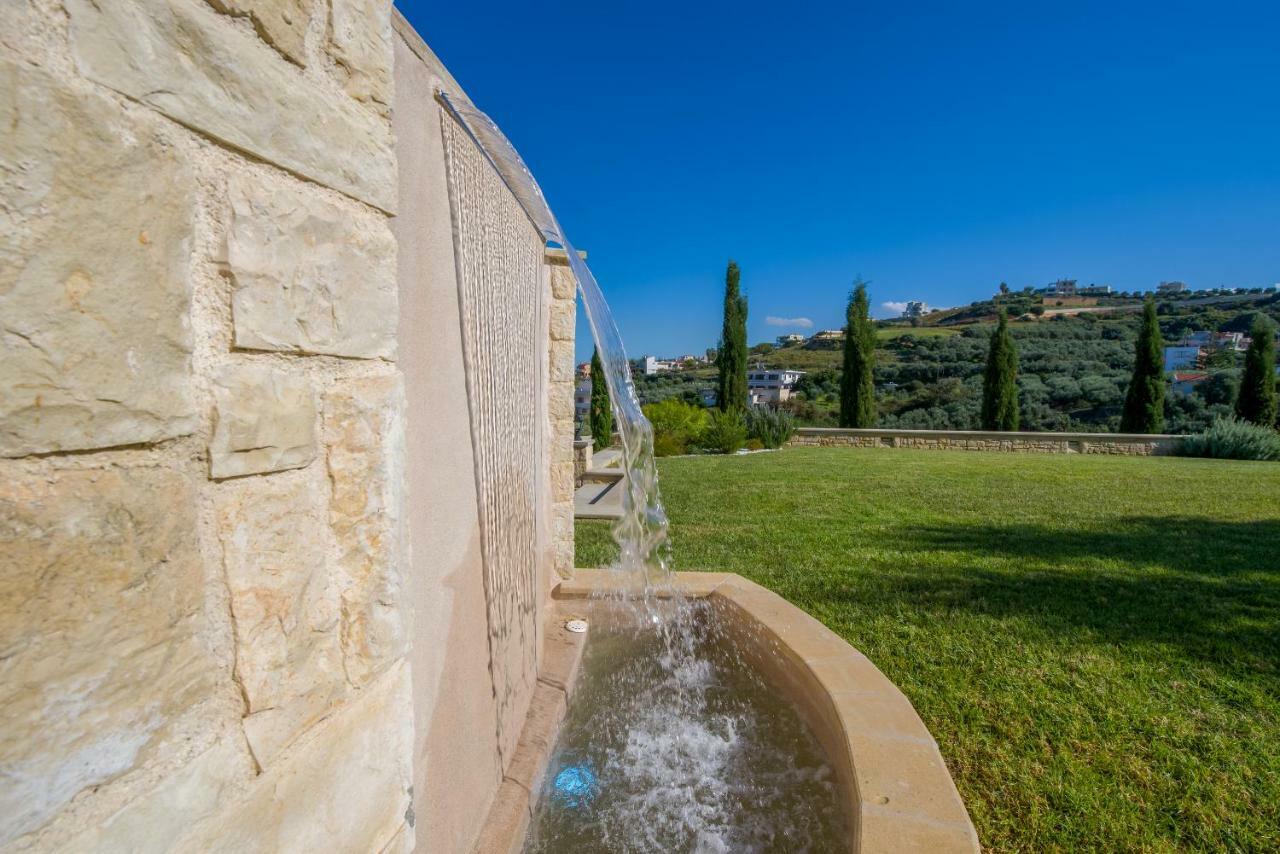 Casa Leone Suites Сталос Экстерьер фото