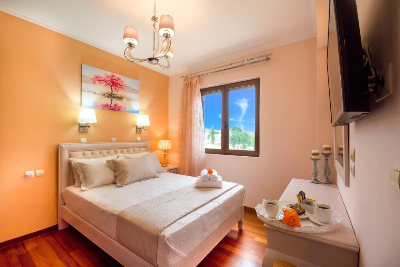 Casa Leone Suites Сталос Экстерьер фото
